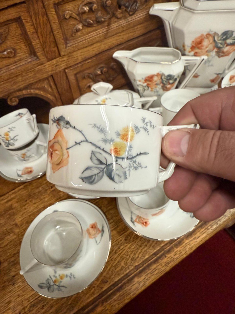 Сервиз чайный/кофейный винтажный на 11 персон