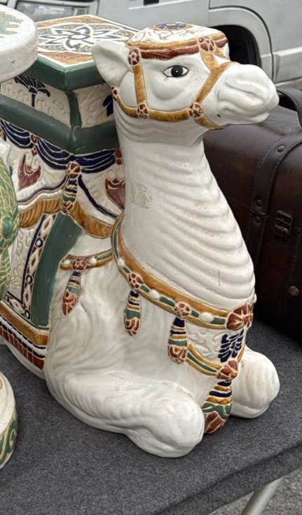 Подставка/Скульптура/фигура Верблюд