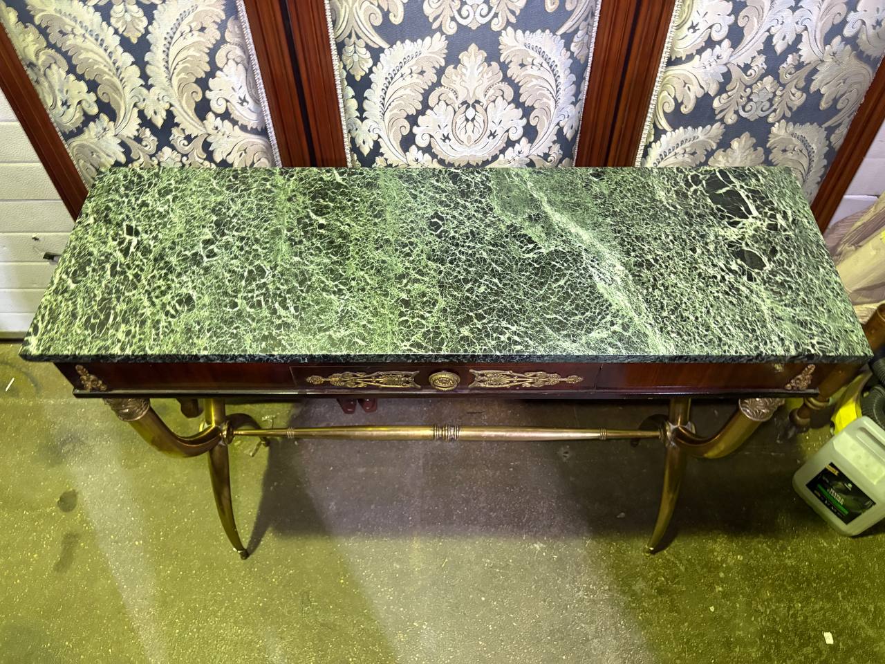 Консоль в стиле ампир