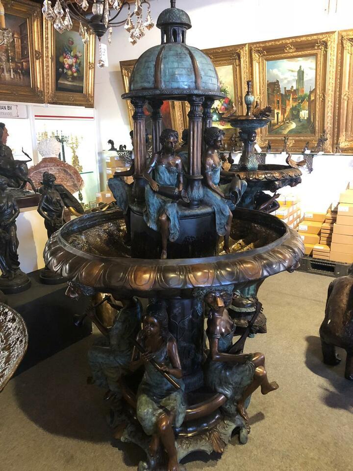 Фонтан садово-парковый