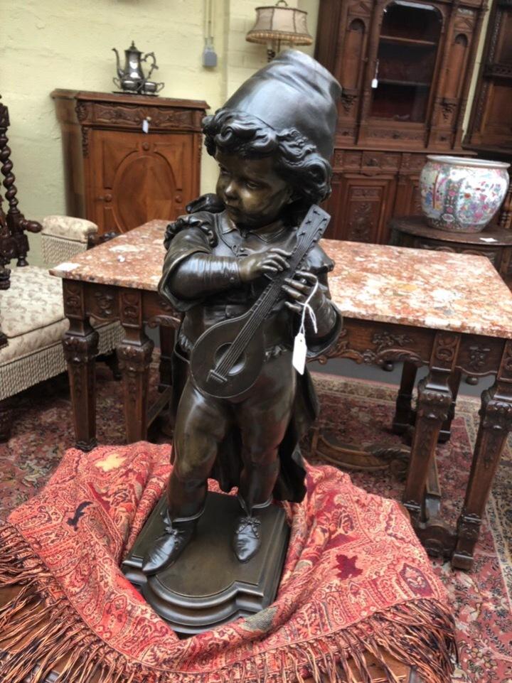 Статуя/скульптура Юный музыкант