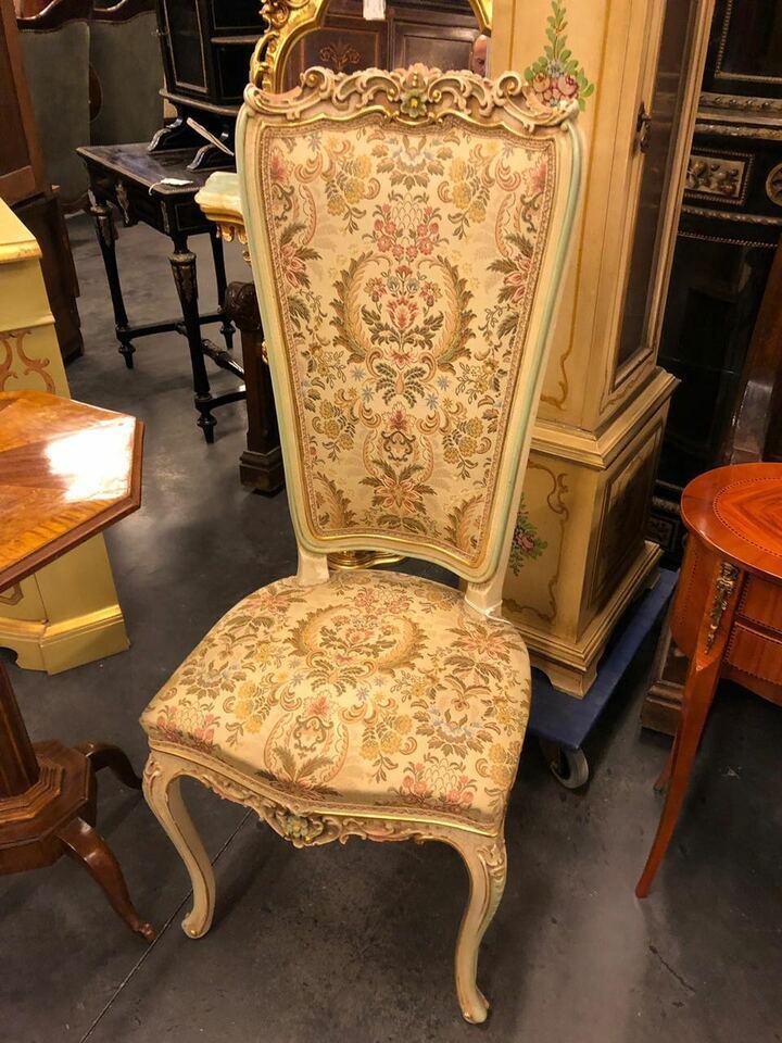 Стул-трон в стиле рококо