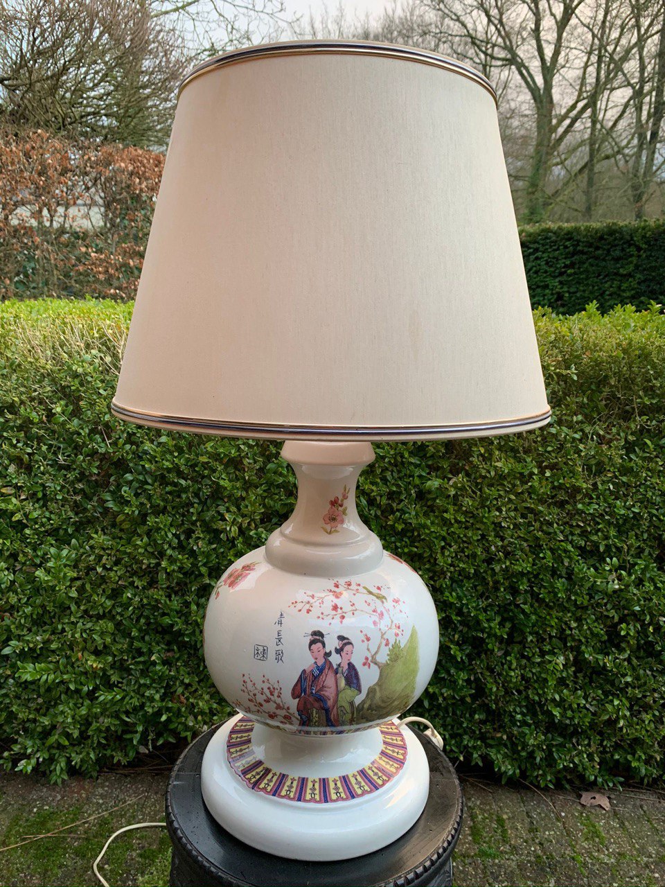 Лампа настольная в стиле шинуазри