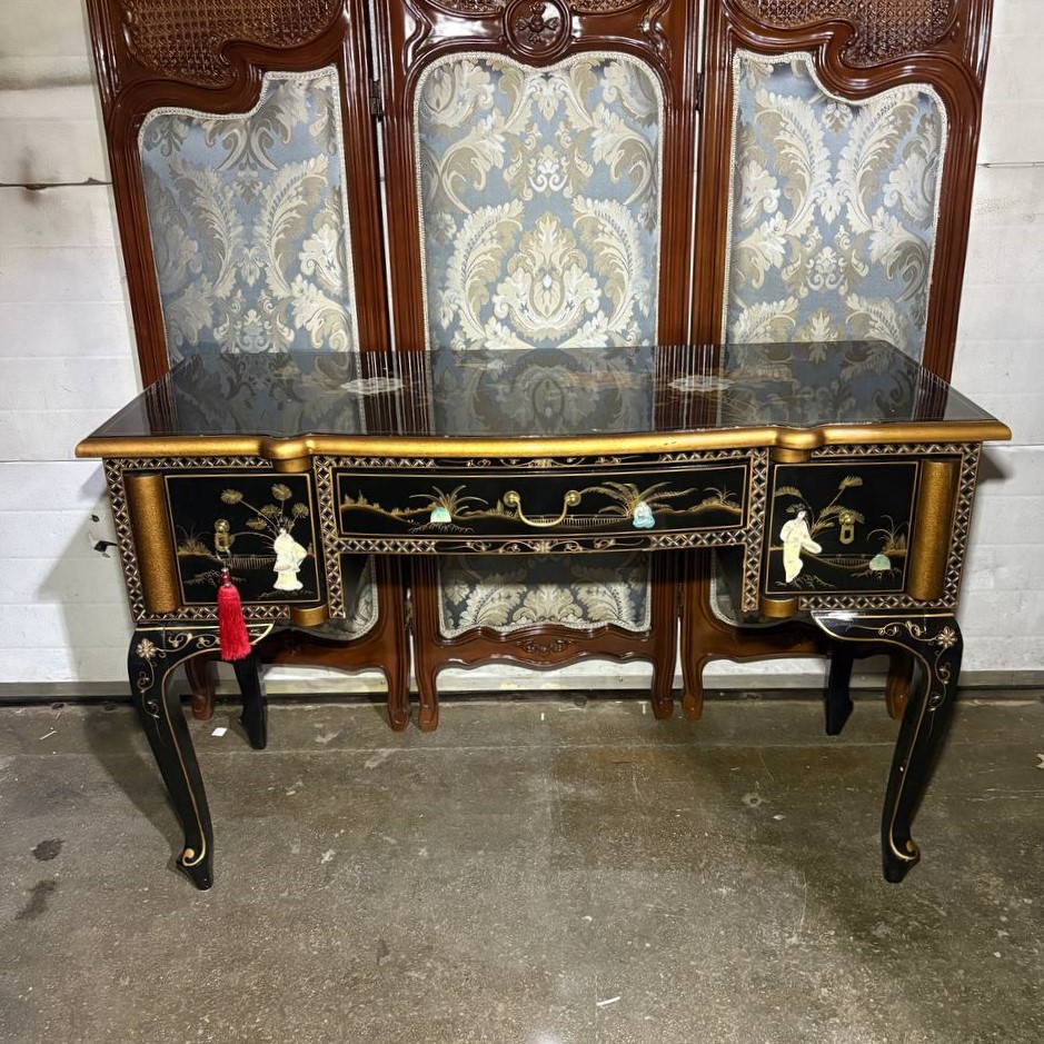 Стол письменный в стиле шинуазри