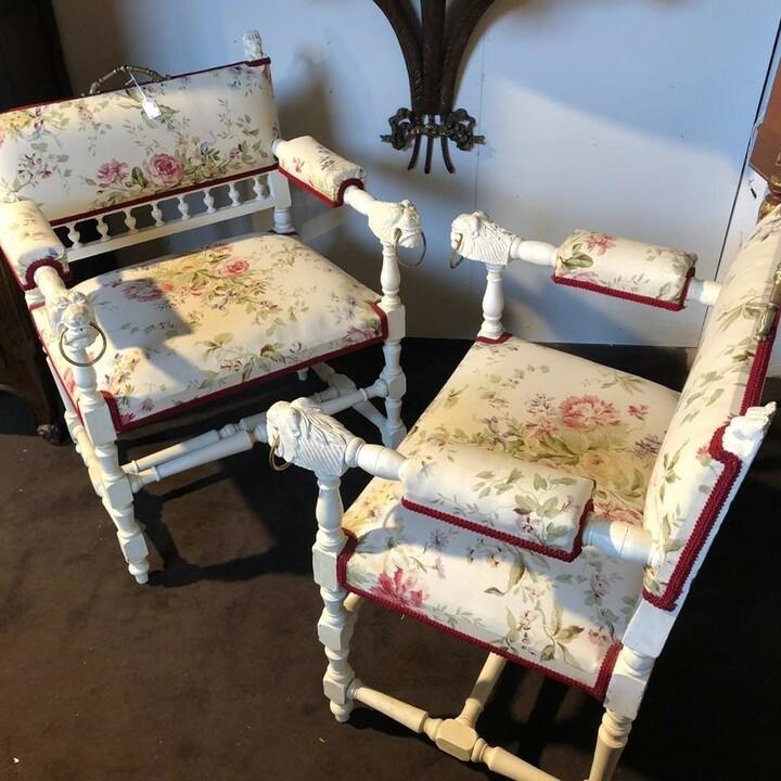 Кресло 2 штуки в стиле ренессанс