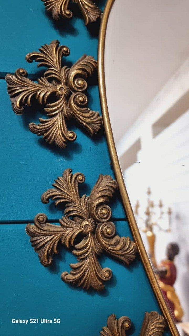 Зеркало настенное винтажное