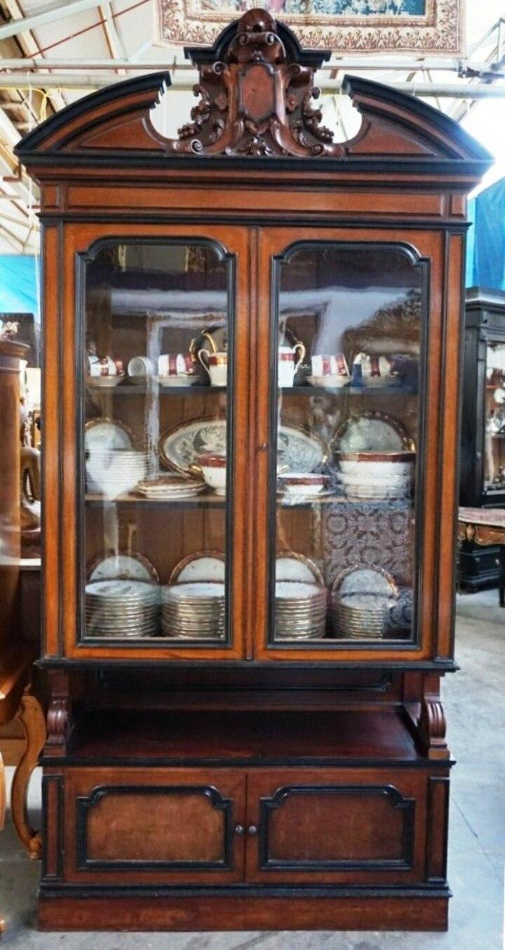 Витрина в классическом стиле