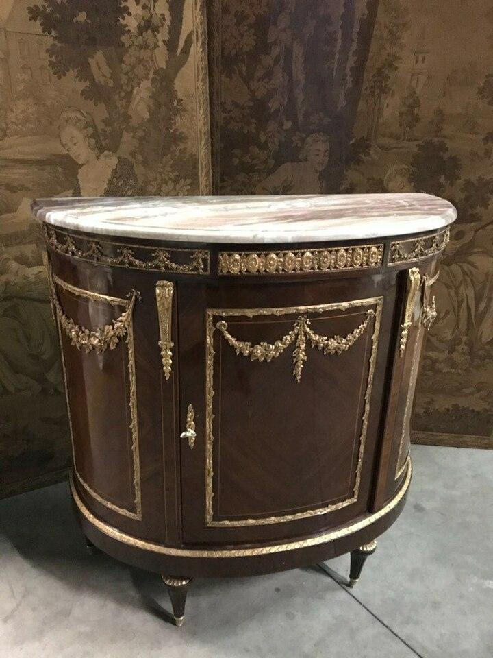 Тумба в стиле ампир
