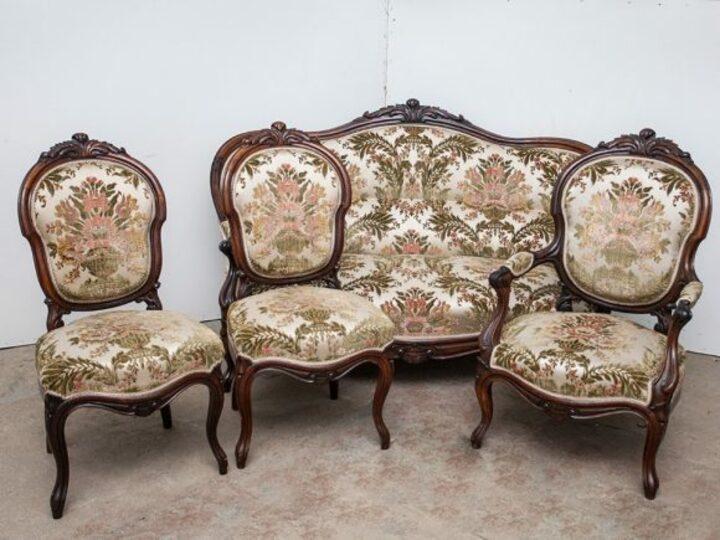 Комплект для гостиной в стиле барокко