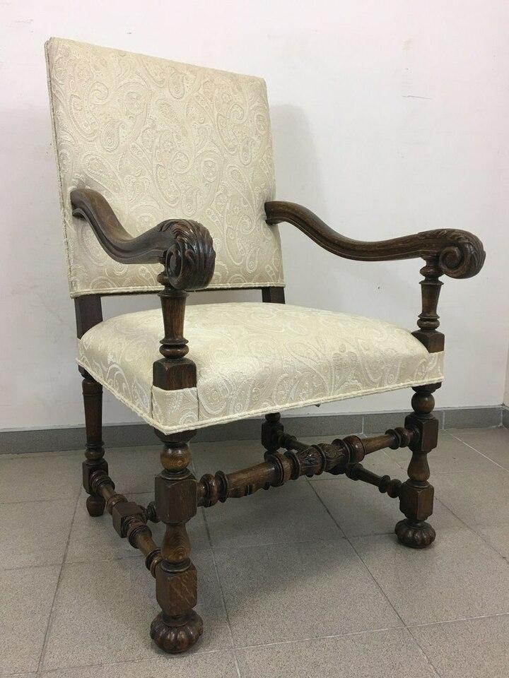 Кресло в стиле ренессанс