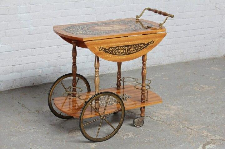 Столик сервировочный с маркетри