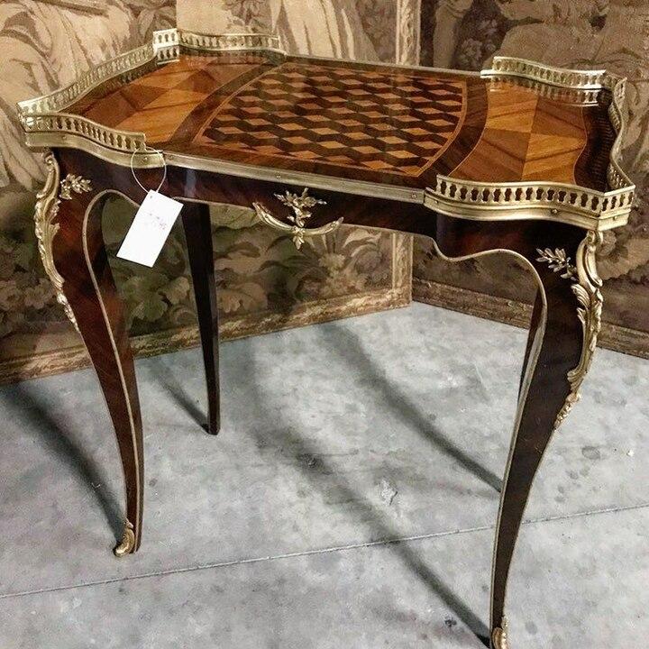 Столик в стиле ампир