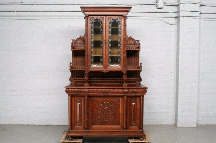 Буфет в стиле ренессанс