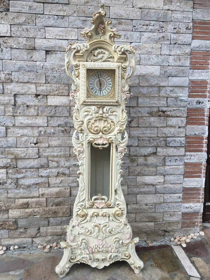 Часы напольные в стиле барокко