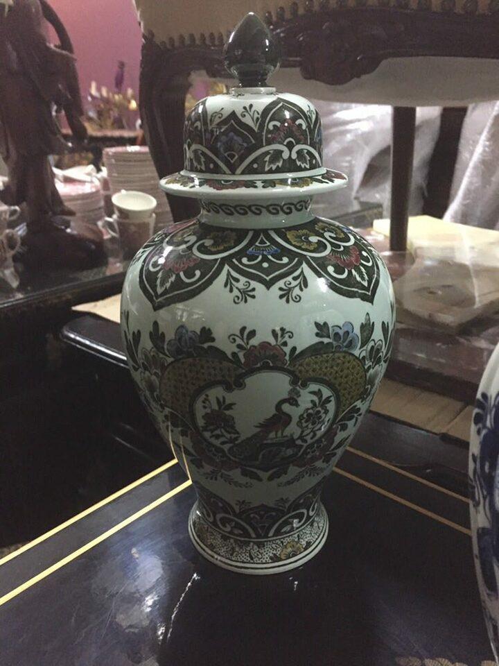 Ваза старинная фарфоровая 