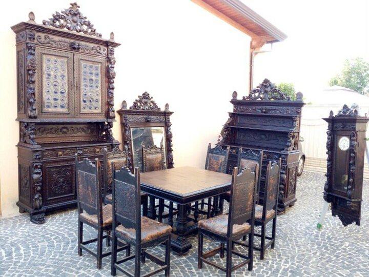 Столовая комната в стиле ренессанс