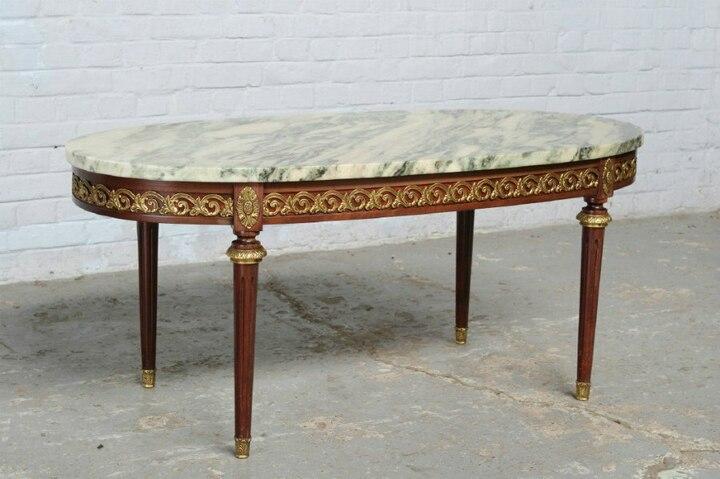 Столик в стиле  Людовика XVI