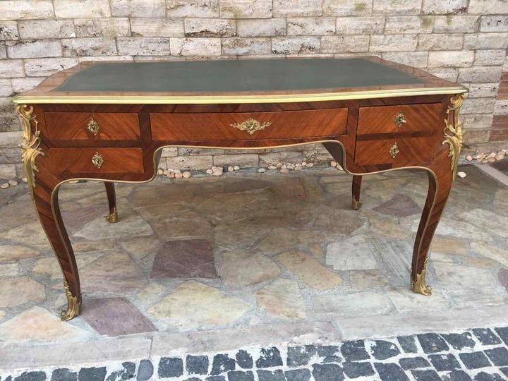 Стол письменный в стиле Наполеона III